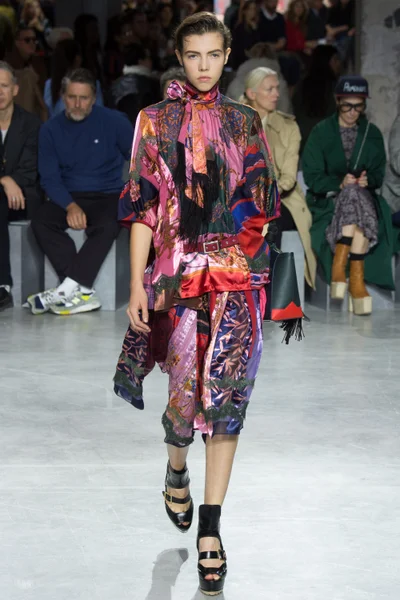 Look 5
